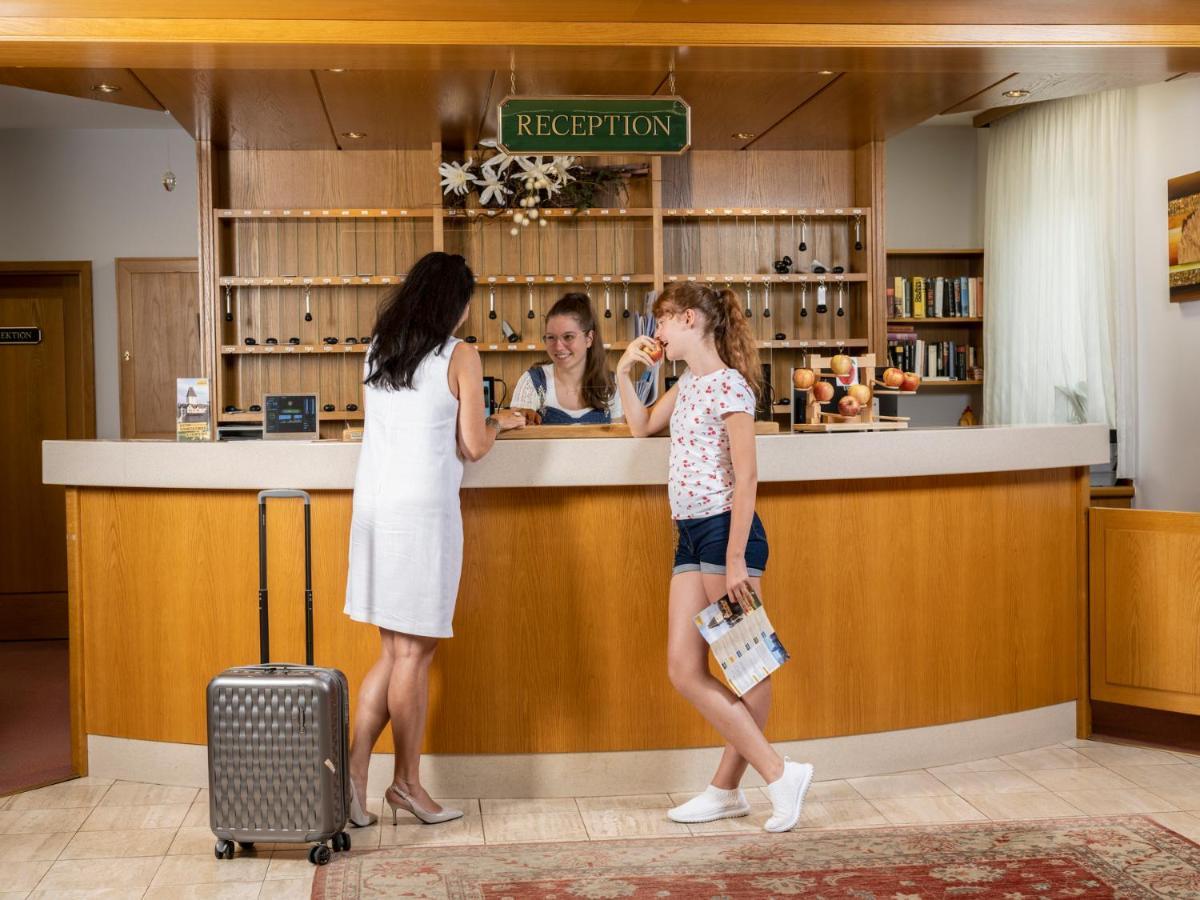 Hotel Ottenstein - Das Wohlfuehlhotel Rastenfeld Luaran gambar
